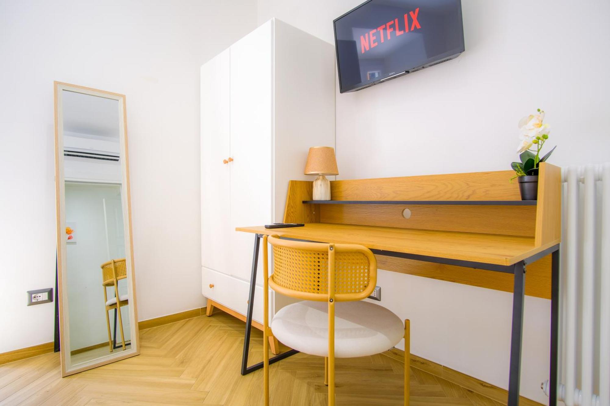 Elegantis Gracchi - Your Chic Retreat In - Vatican Area Apartamento